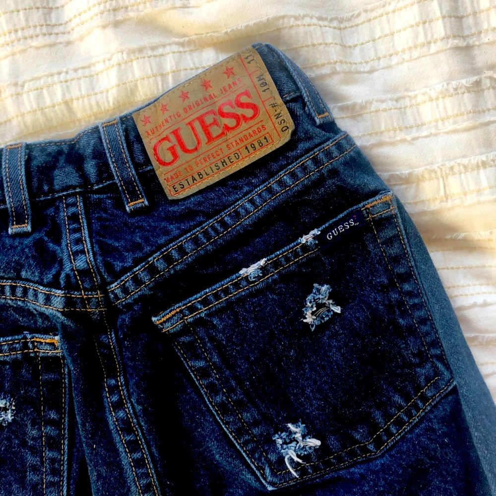 Guess jeans , size 24 , straight leg fit